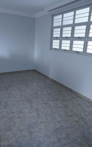 Casa à venda com 193m², 4 quartos e 2 vagas