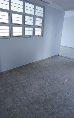 Casa à venda com 193m², 4 quartos e 2 vagas