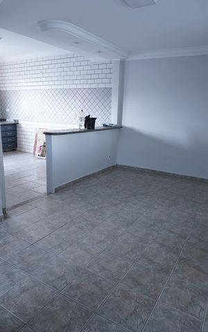 Casa à venda com 193m², 4 quartos e 2 vagas