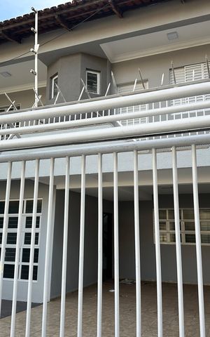 Casa à venda com 193m², 4 quartos e 2 vagas