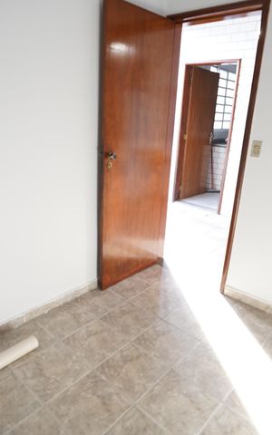 Casa à venda com 193m², 4 quartos e 2 vagas