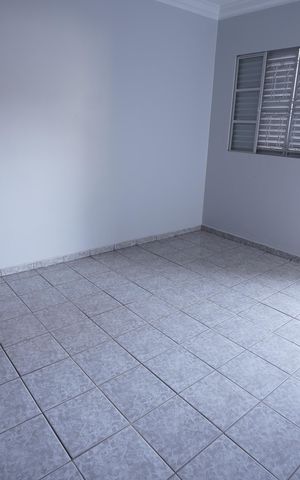 Casa à venda com 193m², 4 quartos e 2 vagas