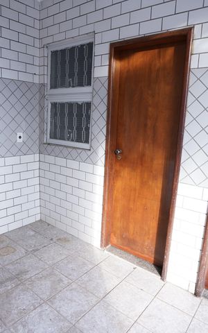 Casa à venda com 193m², 4 quartos e 2 vagas