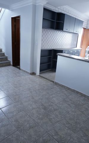 Casa à venda com 193m², 4 quartos e 2 vagas