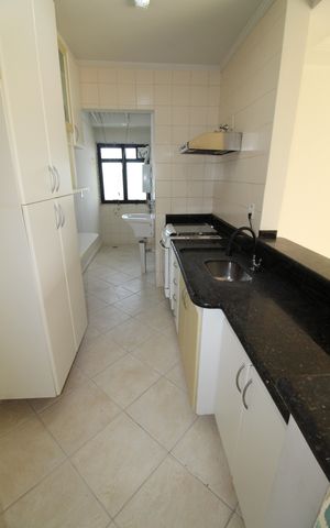 Apartamento para alugar com 72m², 3 quartos e 2 vagasCozinha