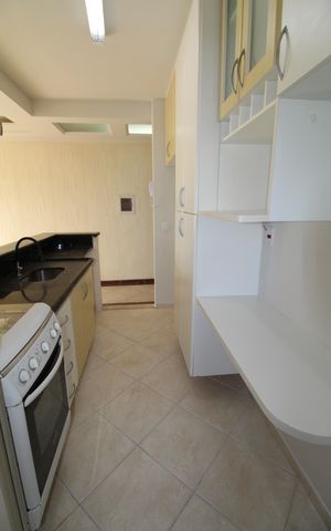 Apartamento para alugar com 72m², 3 quartos e 2 vagasCozinha