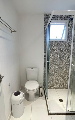 Apartamento à venda com 72m², 2 quartos e 1 vaga Apartamento à venda com 72m², 2 quartos e 1 vagaBanheiro da Suíte