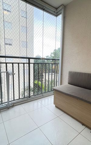 Apartamento à venda com 72m², 2 quartos e 1 vaga Apartamento à venda com 72m², 2 quartos e 1 vagaVaranda