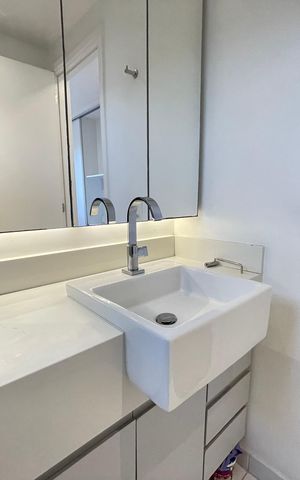 Apartamento à venda com 72m², 2 quartos e 1 vaga Apartamento à venda com 72m², 2 quartos e 1 vagaBanheiro da Suíte