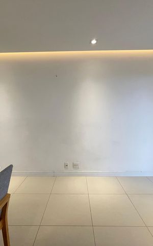 Apartamento à venda com 72m², 2 quartos e 1 vaga Apartamento à venda com 72m², 2 quartos e 1 vagaSala