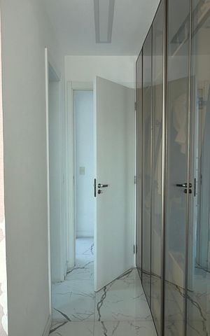 Apartamento à venda com 119m², 3 quartos e 2 vagas Apartamento à venda com 119m², 3 quartos e 2 vagasSute