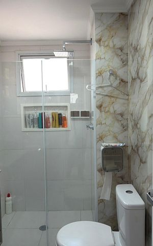 Apartamento à venda com 119m², 3 quartos e 2 vagas Apartamento à venda com 119m², 3 quartos e 2 vagasBanheiro da Suíte