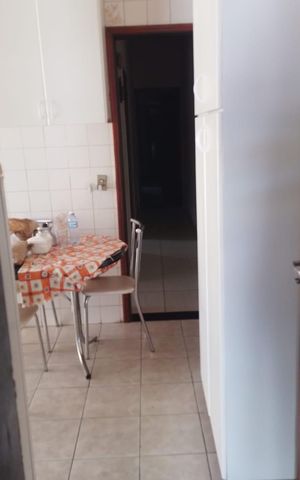 Casa para alugar com 137m², 2 quartos e 2 vagasCozinha