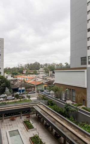 Studio para alugar com 33m², 1 quarto e sem vaga Studio para alugar com 33m², 1 quarto e sem vagaVaranda