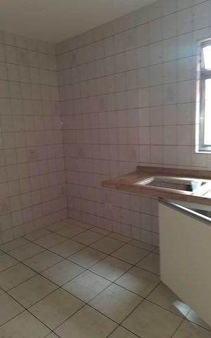 Casa à venda com 119m², 3 quartos e 2 vagas Casa à venda com 119m², 3 quartos e 2 vagasCozinha