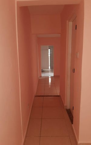 Casa à venda com 119m², 3 quartos e 2 vagas Casa à venda com 119m², 3 quartos e 2 vagasCorredor