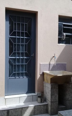 Casa à venda com 119m², 3 quartos e 2 vagas Casa à venda com 119m², 3 quartos e 2 vagasÁrea externa