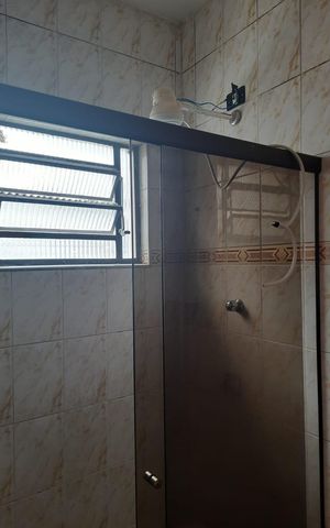 Casa à venda com 119m², 3 quartos e 2 vagas Casa à venda com 119m², 3 quartos e 2 vagasBanheiro