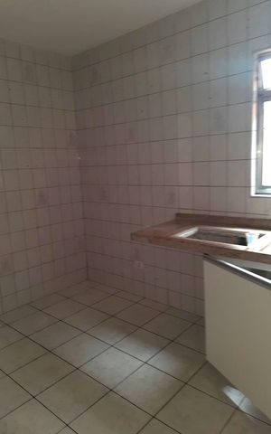 Casa à venda com 119m², 3 quartos e 2 vagas Casa à venda com 119m², 3 quartos e 2 vagasCozinha