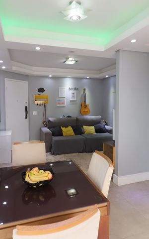 Apartamento à venda com 57m², 2 quartos e 1 vagaSala