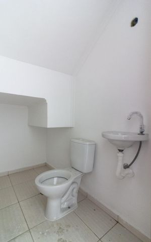Casa de condomínio à venda com 72m², 2 quartos e 1 vagaLavabo
