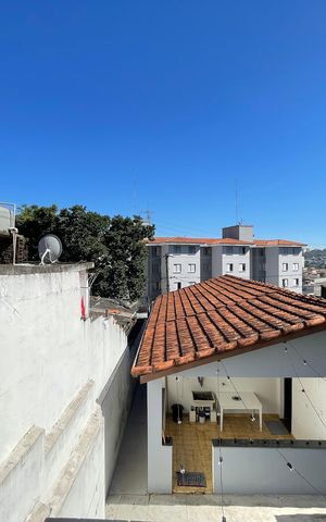 Casa à venda com 250m², 4 quartos e 3 vagas Casa à venda com 250m², 4 quartos e 3 vagasQuarto 3