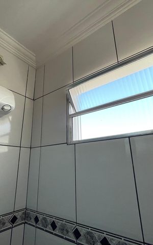 Casa à venda com 250m², 4 quartos e 3 vagas Casa à venda com 250m², 4 quartos e 3 vagasBanheiro 2
