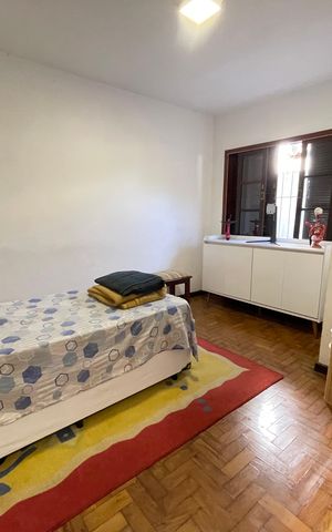 Casa à venda com 250m², 4 quartos e 3 vagas Casa à venda com 250m², 4 quartos e 3 vagasQuarto 2