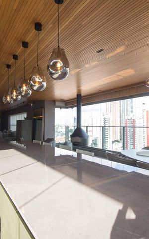 Apartamento à venda com 347m², 3 quartos e 5 vagas Apartamento à venda com 347m², 3 quartos e 5 vagasVaranda gourmet