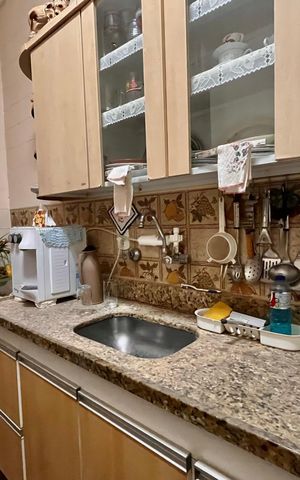 Apartamento para alugar com 145m², 3 quartos e sem vaga
