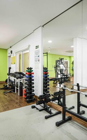 Apartamento à venda com 80m², 3 quartos e 2 vagasAcademia