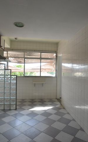 Apartamento para alugar com 108m², 2 quartos e 1 vagaCozinha