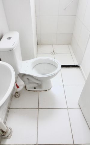 Apartamento para alugar com 41m², 2 quartos e sem vaga Apartamento para alugar com 41m², 2 quartos e sem vagaBanheiro 1