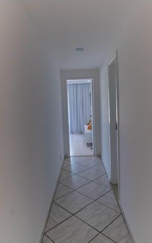 Casa de condomínio à venda com 454m², 4 quartos e 2 vagas Casa de condomínio à venda com 454m², 4 quartos e 2 vagasCorredor