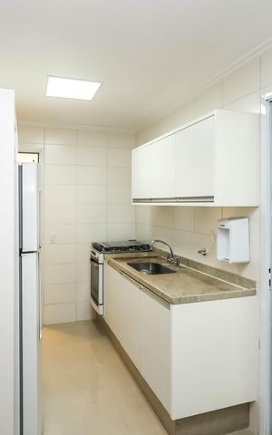 Apartamento à venda com 130m², 3 quartos e 2 vagasCozinha