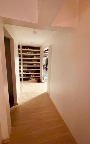 Apartamento para alugar com 66m², 1 quarto e 1 vaga Apartamento para alugar com 66m², 1 quarto e 1 vagaCloset