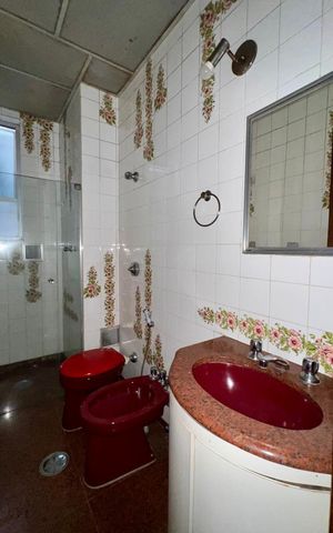 Apartamento à venda com 160m², 4 quartos e 1 vagaBanheiro