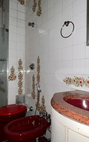 Apartamento à venda com 160m², 4 quartos e 1 vagaBanheiro