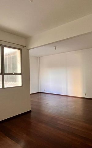 Apartamento à venda com 160m², 4 quartos e 1 vagaSala