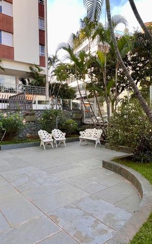 Apartamento à venda com 160m², 4 quartos e 1 vagaFachada