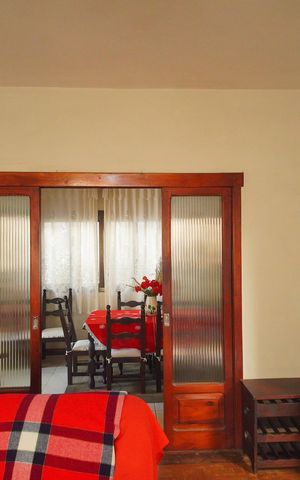 Casa para alugar com 220m², 4 quartos e 3 vagassala 2