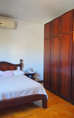 Casa para alugar com 220m², 4 quartos e 3 vagasSuíte