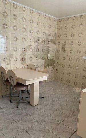 Casa à venda com 172m², 2 quartos e 1 vaga