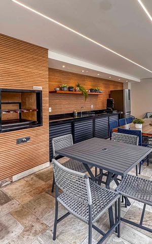 Apartamento à venda com 94m², 3 quartos e 2 vagas Apartamento à venda com 94m², 3 quartos e 2 vagasÁrea comum - Churrasqueira