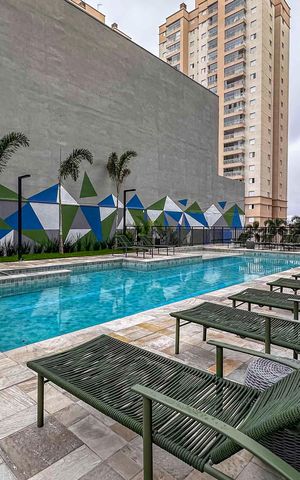 Apartamento à venda com 94m², 3 quartos e 2 vagas Apartamento à venda com 94m², 3 quartos e 2 vagasÁrea comum - Piscina