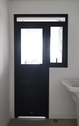 Apartamento à venda com 94m², 3 quartos e 2 vagas Apartamento à venda com 94m², 3 quartos e 2 vagasLavanderia