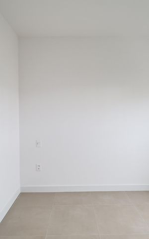 Apartamento à venda com 94m², 3 quartos e 2 vagas Apartamento à venda com 94m², 3 quartos e 2 vagasSuite 2