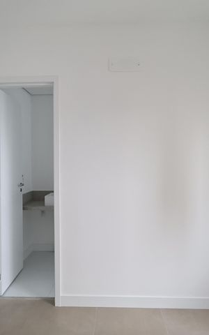 Apartamento à venda com 94m², 3 quartos e 2 vagas Apartamento à venda com 94m², 3 quartos e 2 vagasSuite 1