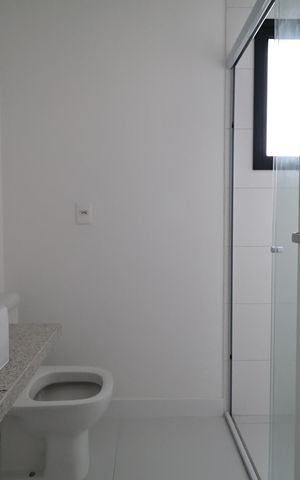 Apartamento à venda com 94m², 3 quartos e 2 vagas Apartamento à venda com 94m², 3 quartos e 2 vagasBanheiro da suíte 2