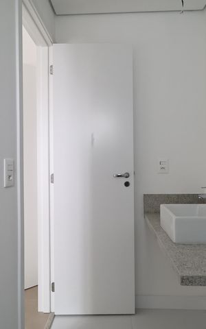 Apartamento à venda com 94m², 3 quartos e 2 vagas Apartamento à venda com 94m², 3 quartos e 2 vagasBanheiro da suíte 1